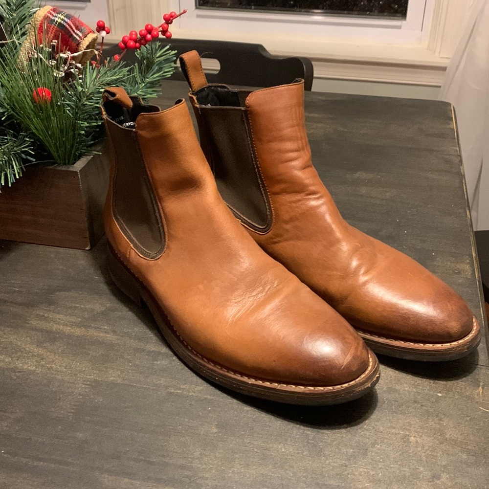 Thursday Boots brand Chelsea Boots